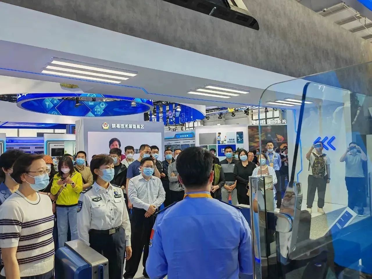乐动(中国)ledong·官方网页版,亮相第十一届中国国际警用装备博览会 用创新技术“警”上添花